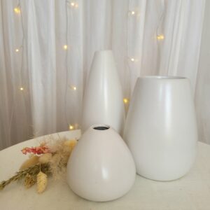 Keramik-Vasen mattweiß klein